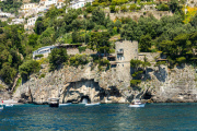 Torre Trasita, ancienne tour de guet côtière entre Fornillo et Spiaggia Grande, à Positano.