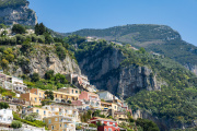 Positano, maisons accrochées aux falaises